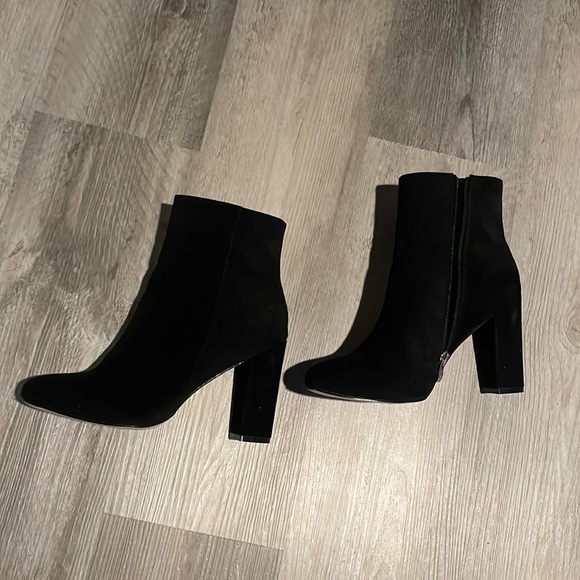 Suede ankle boots - Picture 3 of 12